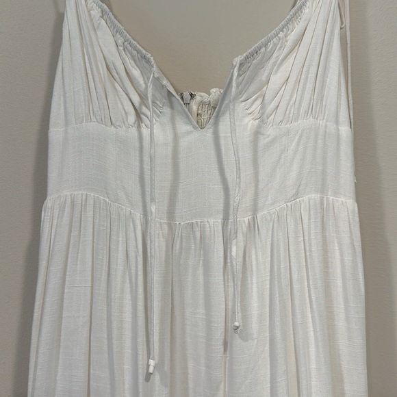 White Linen Maxi Dress by NIA - Picture 8 of 10
